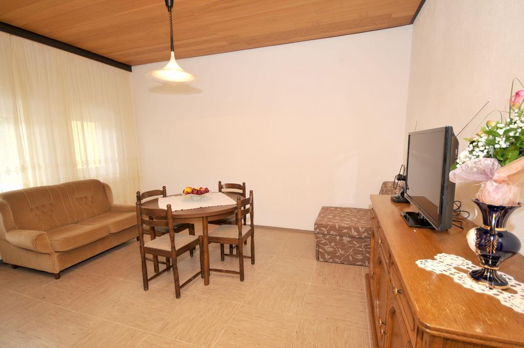 Apartments Marinko Trogir Quarto foto