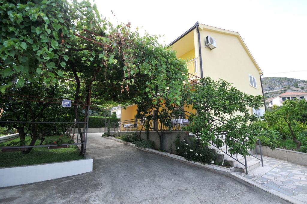 Apartments Marinko Trogir Quarto foto
